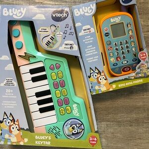 NEW BLUEY 2x toy set VTECH
